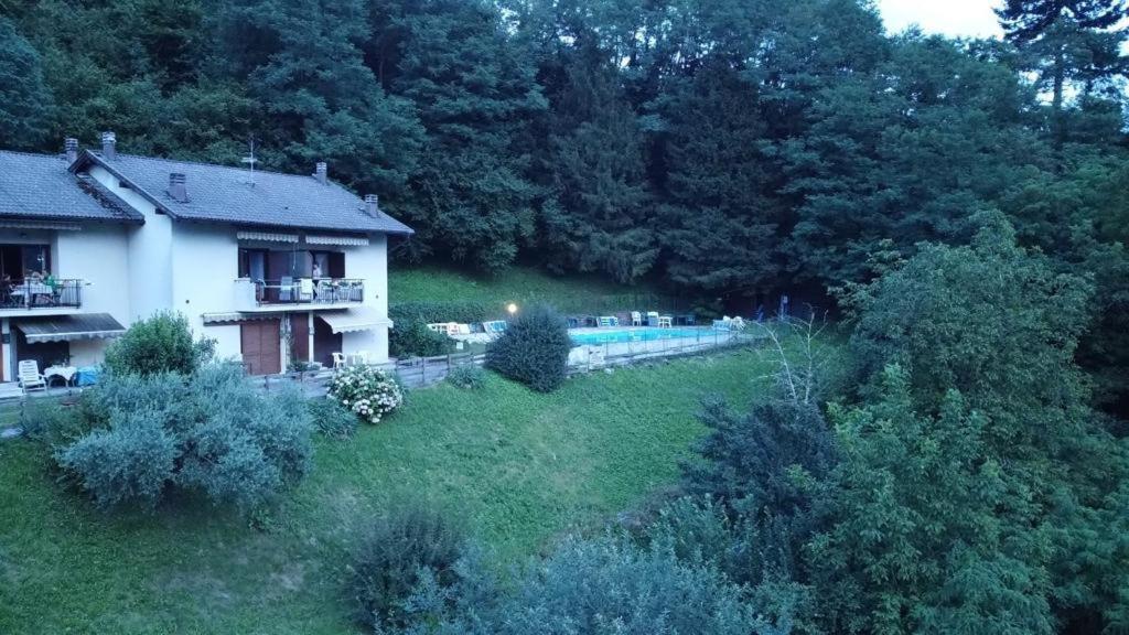 Lake Apartment Ischia Red 테나 외부 사진